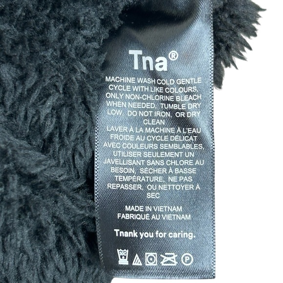 Aritzia TNA Keaton Hoodie SMALL 1/2 Zip Warm Fleece DarkAcademia Grunge Goth - Picture 14 of 16